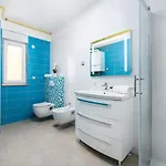 Διαμέρισμα Stancija Amorozo 5 *