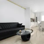 Stancija Amorozo 5 * Πόρετς