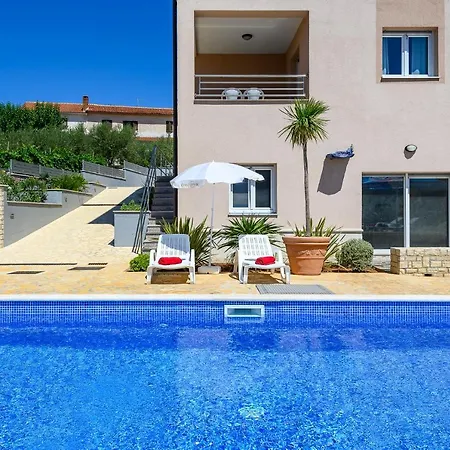 Stancija Amorozo 5 Appartement