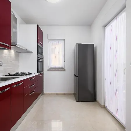 Stancija Amorozo 5 * Poreč