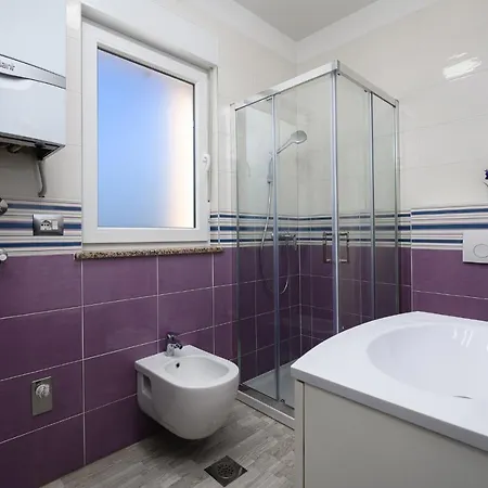 Stancija Amorozo 5 * Poreč
