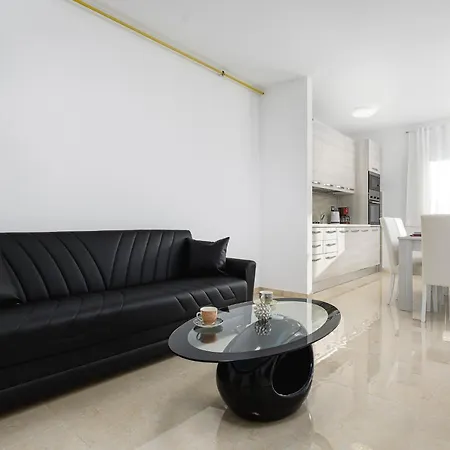 Stancija Amorozo 5 * Poreč