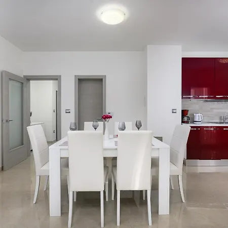 Appartamento Stancija Amorozo 5